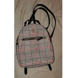 Tommy Hilfiger backpack bag